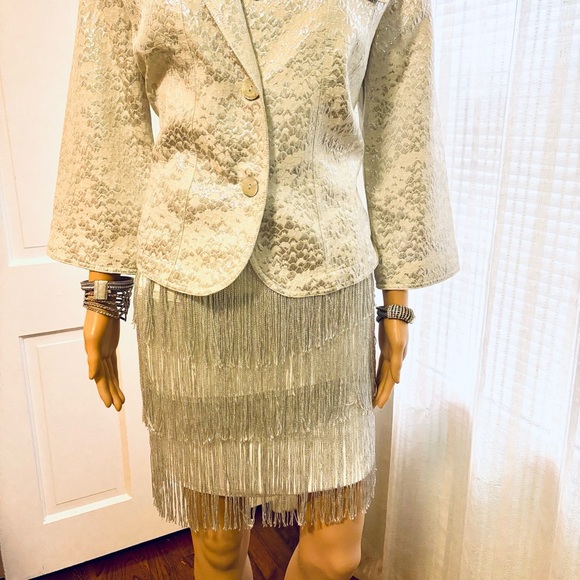 Women’s Sparkling Fringe Skirt New With Tags White Medium - Picture 7 of 7